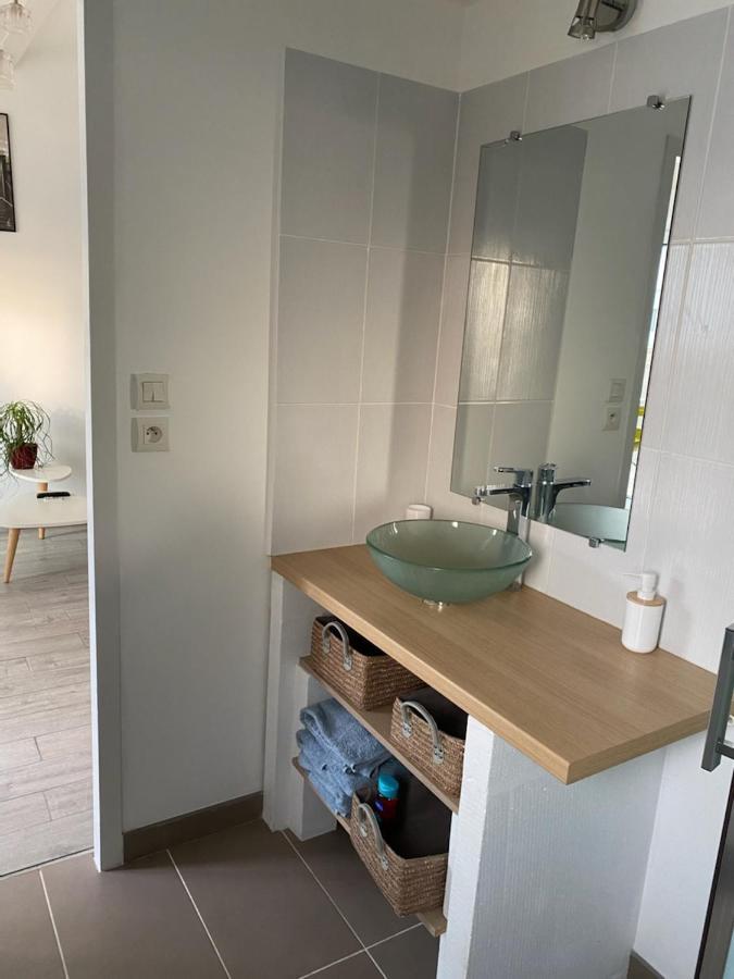Chaleureux T2 30 M2 Et Sa Terrasse Bois 18 M2 Lägenhet La Rochelle  Exteriör bild