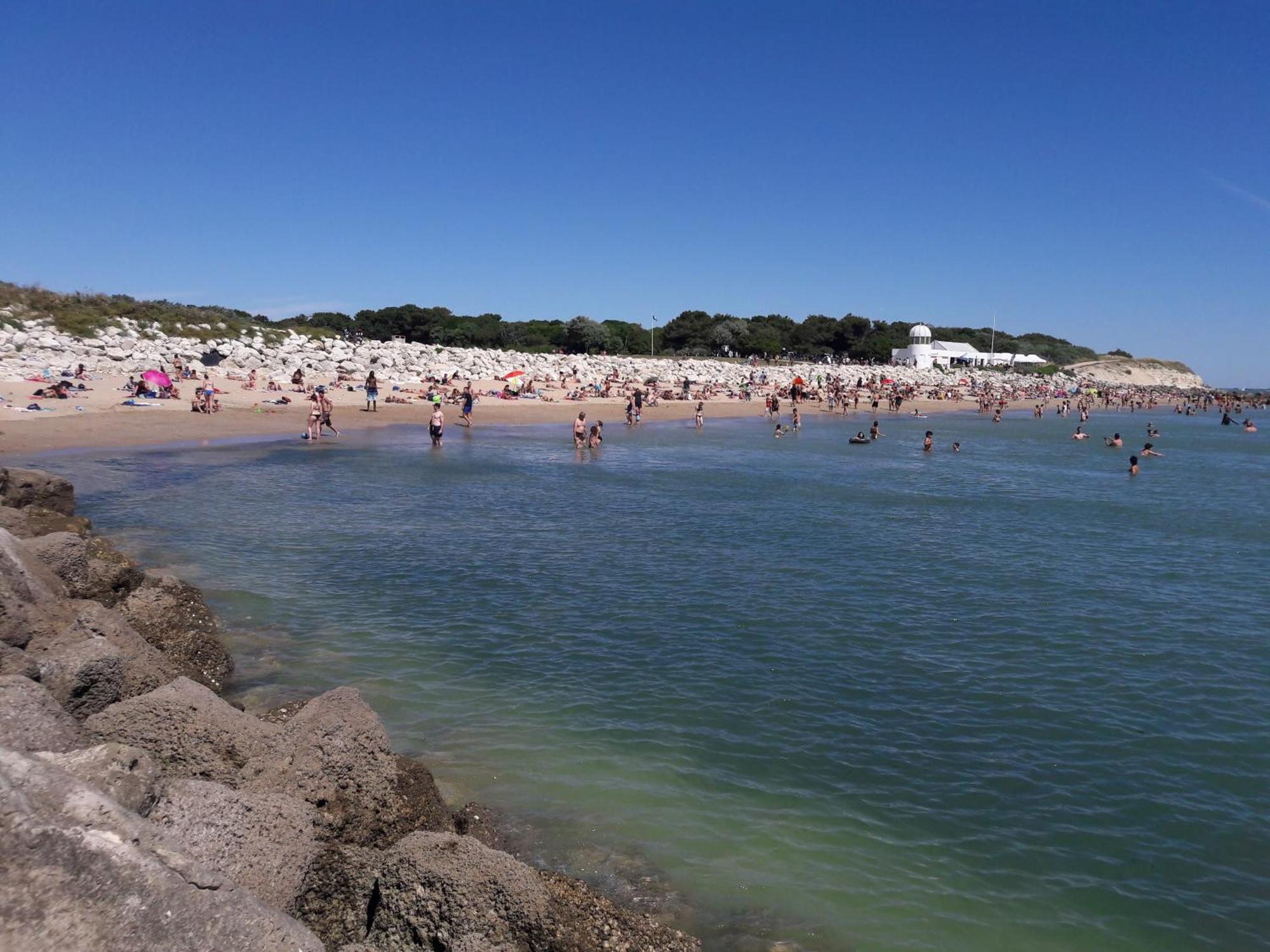 Chaleureux T2 30 M2 Et Sa Terrasse Bois 18 M2 Lägenhet La Rochelle  Exteriör bild